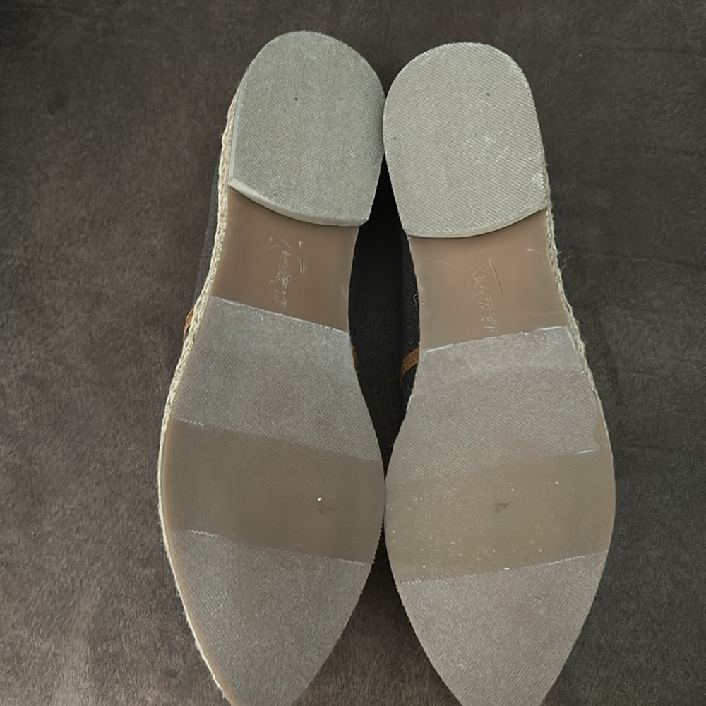 Trotters Estelle Brown Flats Size 9 - Picture 11 of 13